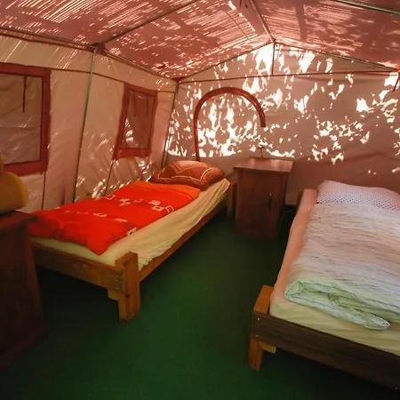 אכסניה Sandino Summer Camp