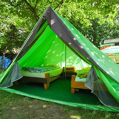 Sandino Summer Camp ברלין