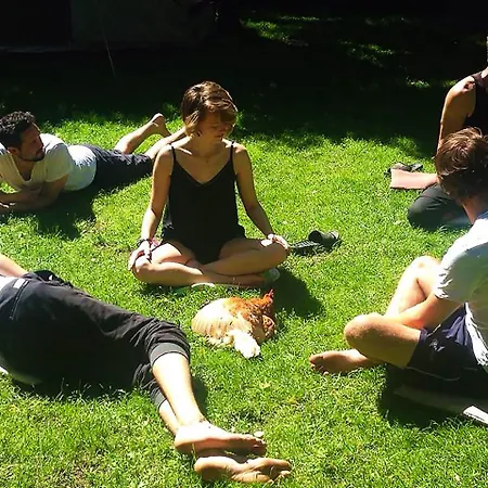 אכסניה Sandino Summer Camp ברלין