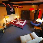 Sandino Summer Camp ホステル ベルリン