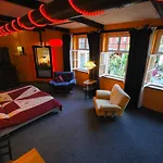 Hostel Sandino Summer Camp