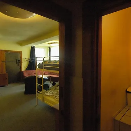 Hostel Sandino Summer Camp *