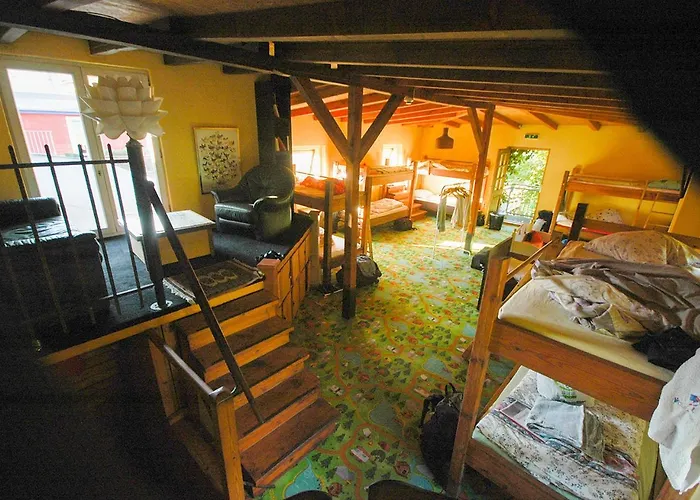 Sandino Summer Camp Hostel Berlin